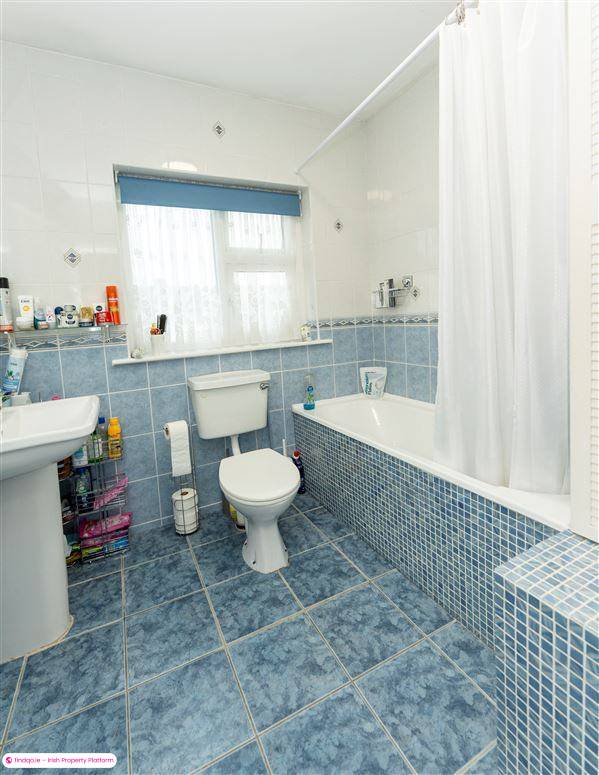 Semi-detached house for Sale in Limerick City Centre, Limerick