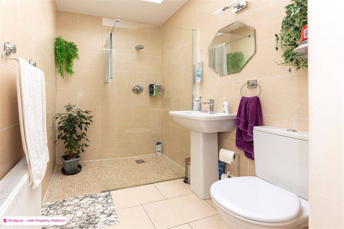 Semi-detached house for Sale in Limerick City Centre, Limerick