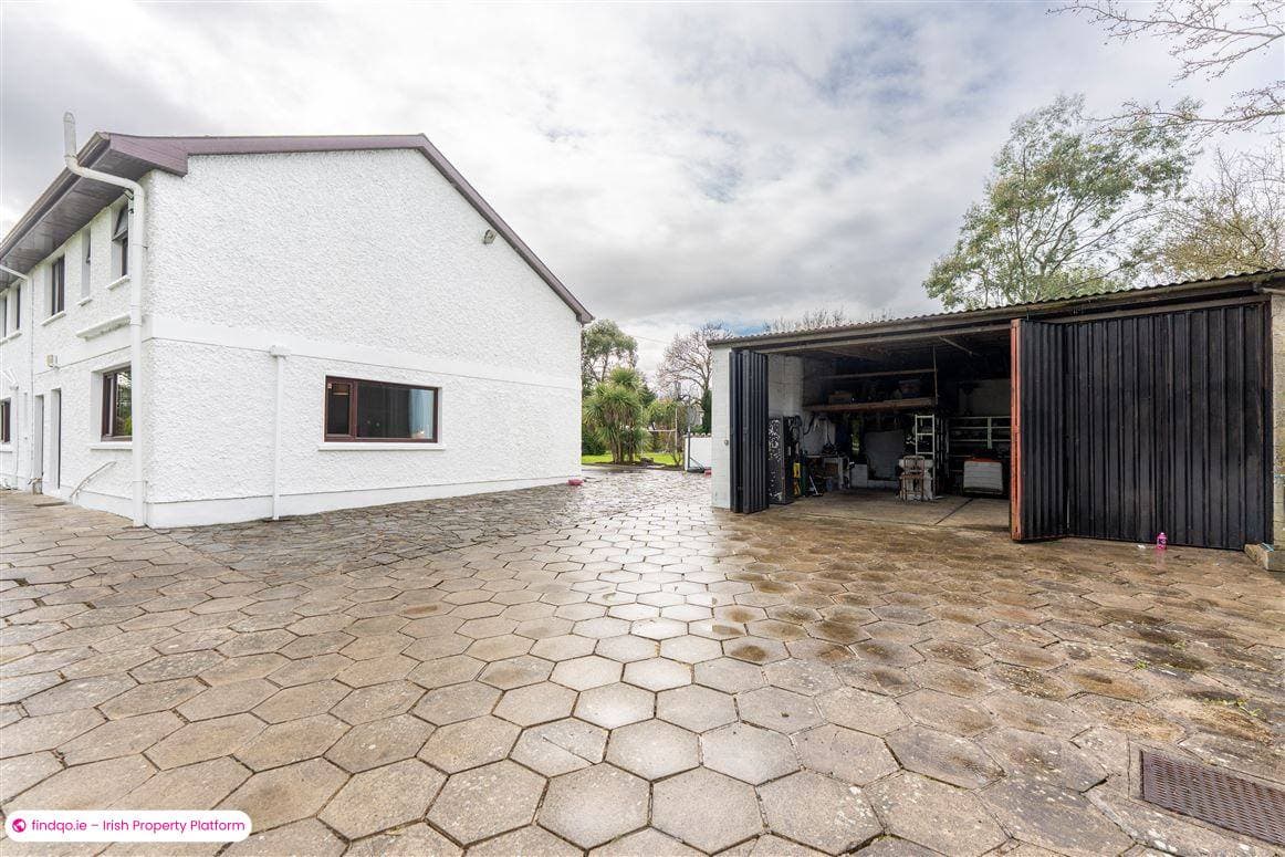 House for Sale in Boher, Limerick