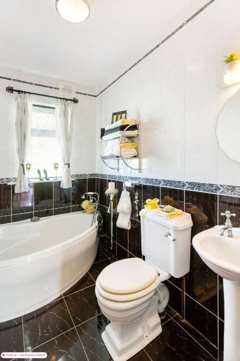 Detached house for Sale in Kildalkey, Meath
