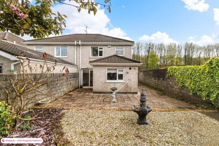 Semi-detached house for Sale in Glanmire, Cork