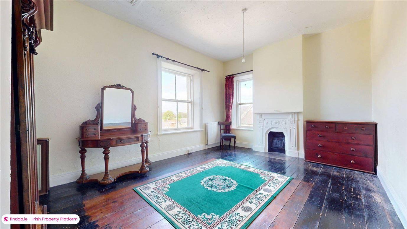 End of terrace house for Sale in Howth, Dublin 13