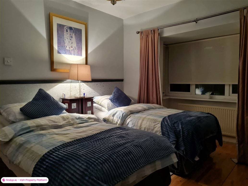 Semi-detached house for Sale in Lucan, Dublin (County)