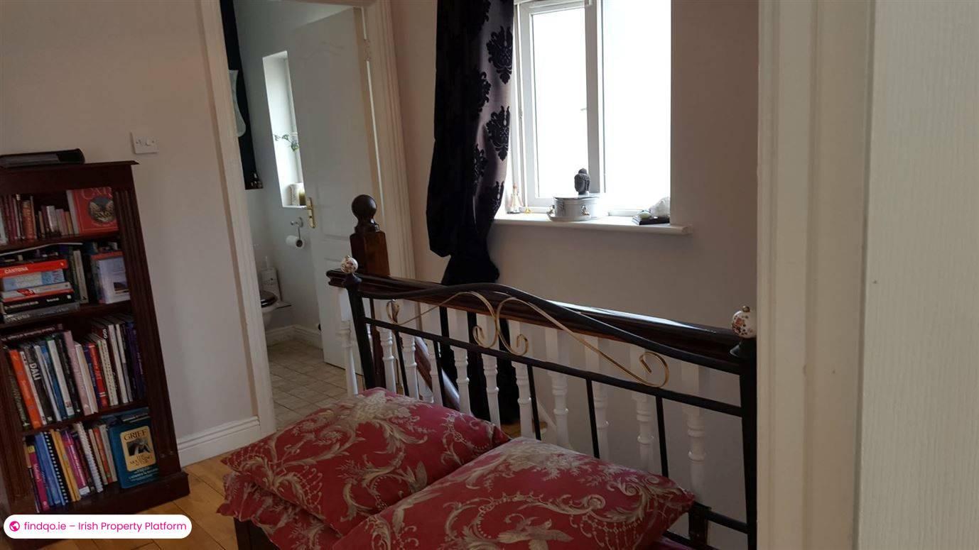 Semi-detached house for Sale in Lucan, Dublin (County)