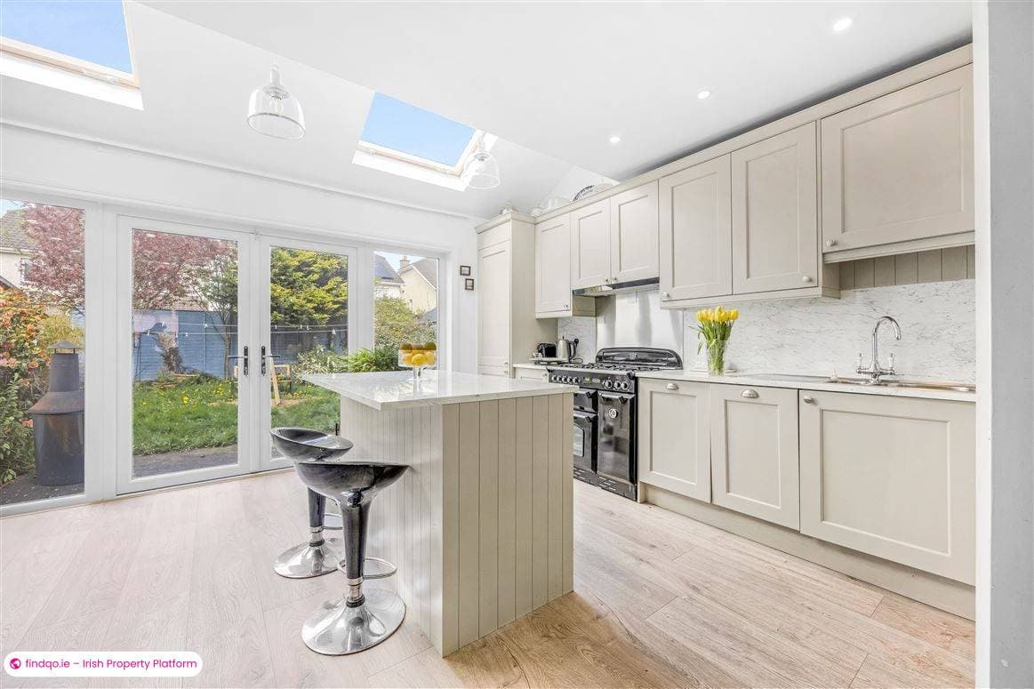Semi-detached house for Sale in Lucan, Dublin (County)