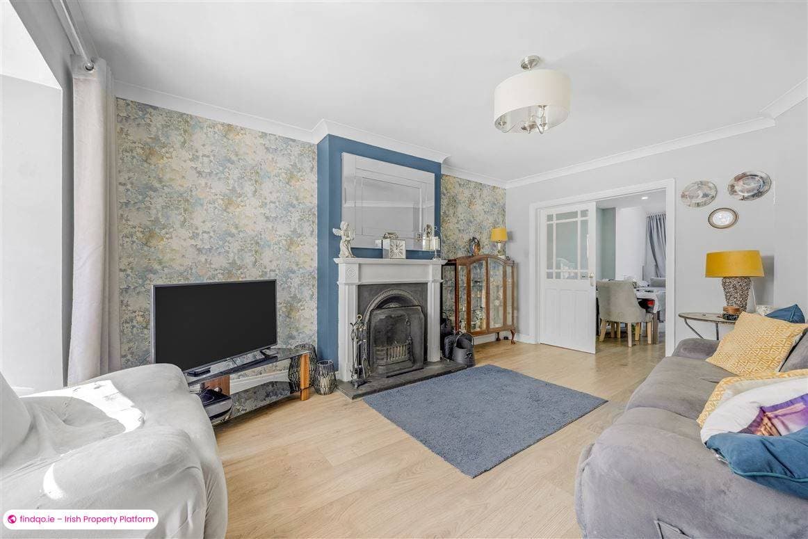 Semi-detached house for Sale in Lucan, Dublin (County)