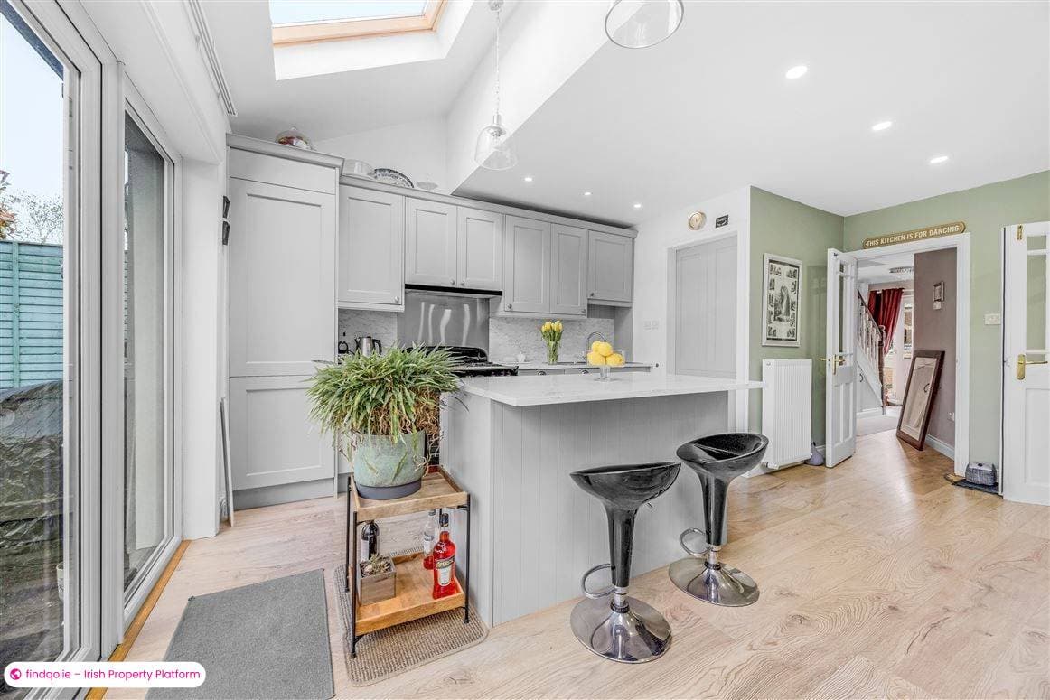 Semi-detached house for Sale in Lucan, Dublin (County)
