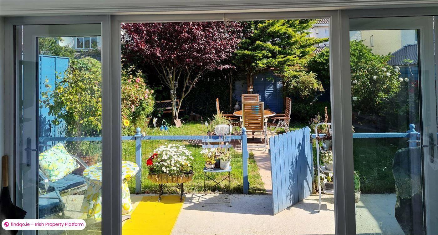 Semi-detached house for Sale in Lucan, Dublin (County)