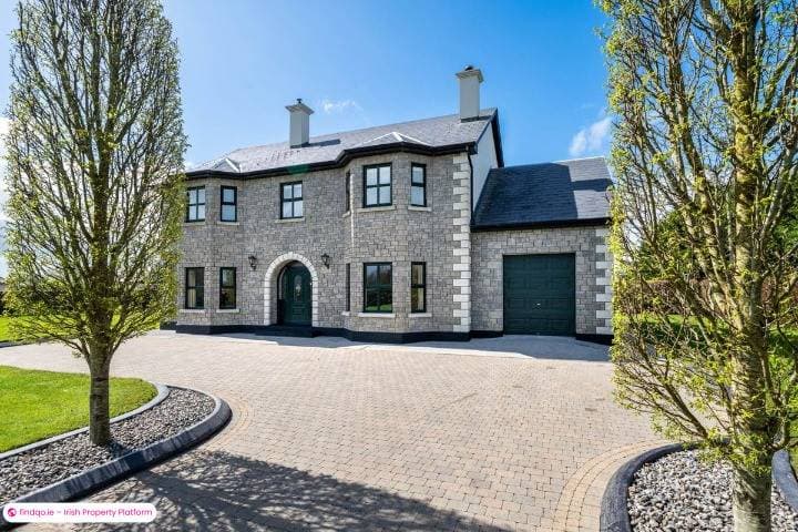 Detached house for Sale in Oranmore, Galway