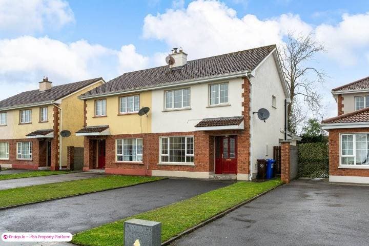 Semi-detached house for Sale in Gort, Galway