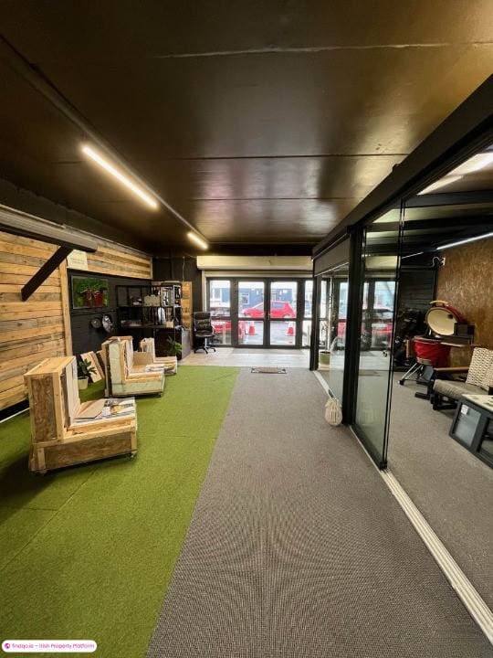 Retail Unit for Rent in Townparks, Galway