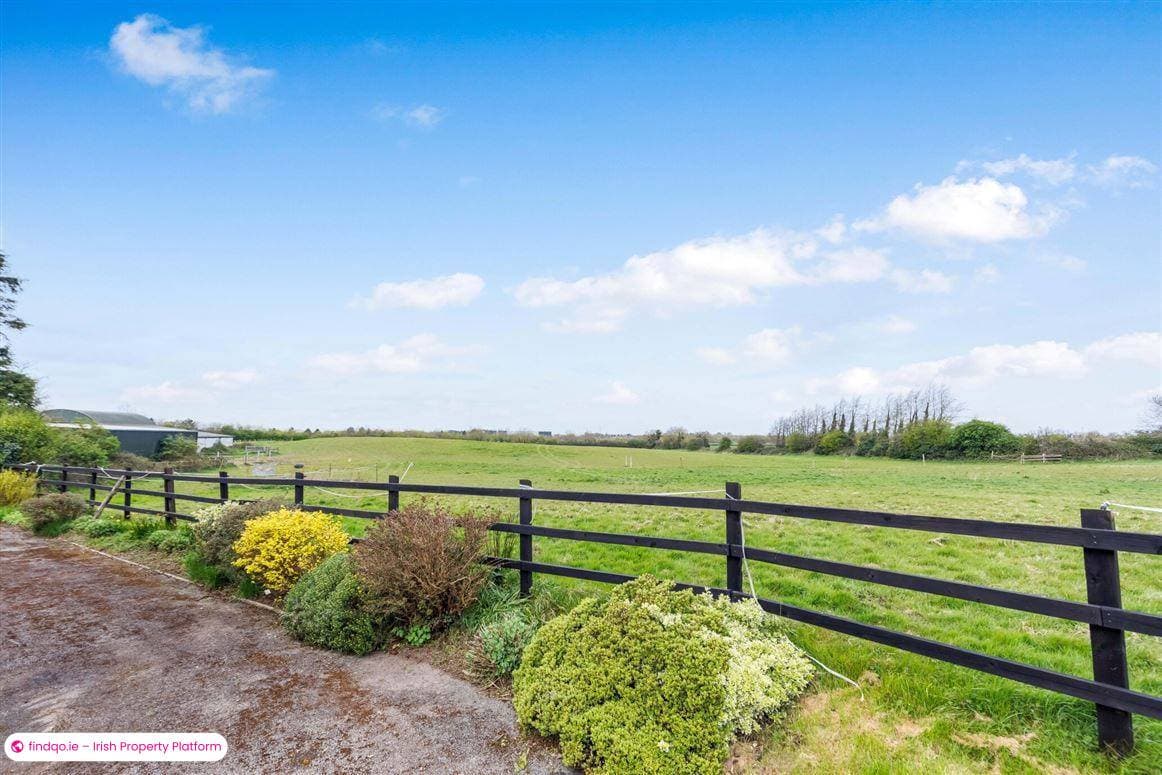 Bungalow for Sale in The Ward, Dublin 11