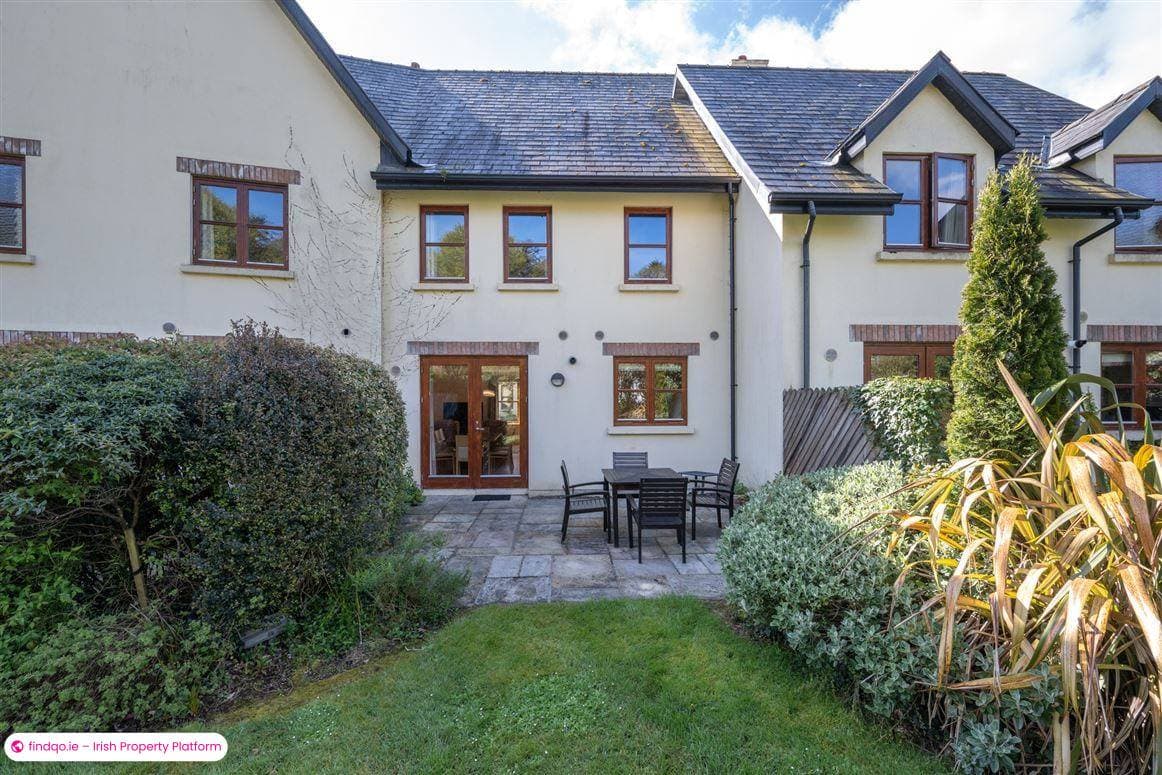 Terraced house for Sale in Fota, Cork