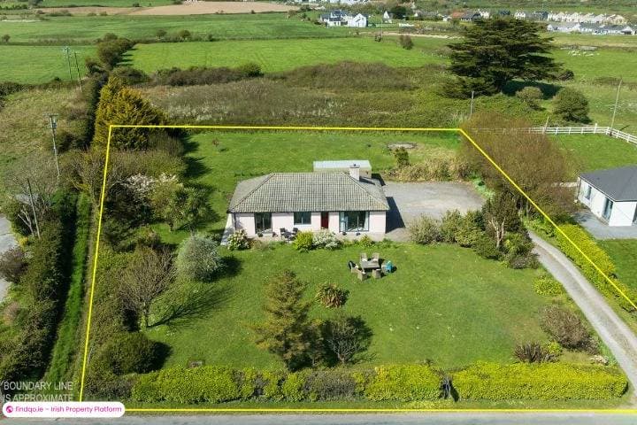 Detached house for Sale in Garryvoe, Cork