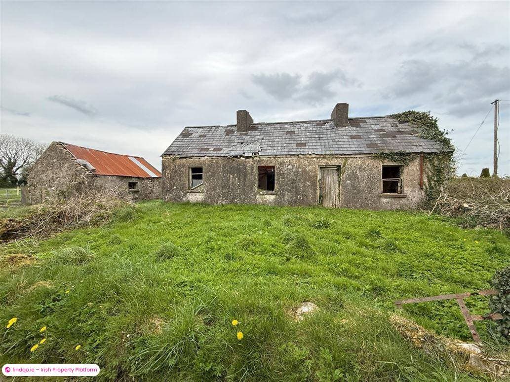 Detached house for Sale in Charlestown, Mayo
