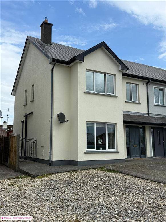 Semi-detached house for Sale in Charlestown, Mayo