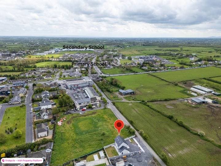 Detached house for Sale in Claregalway, Galway