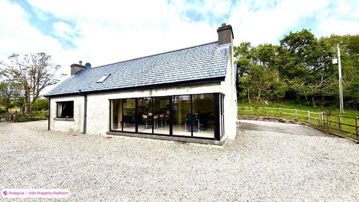 Bungalow for Sale in Cuilkillew, Mayo