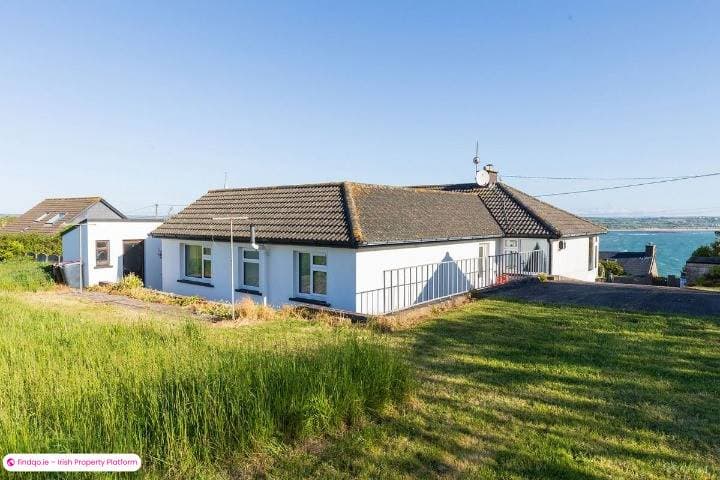 Detached house for Sale in Ballycotton, Cork