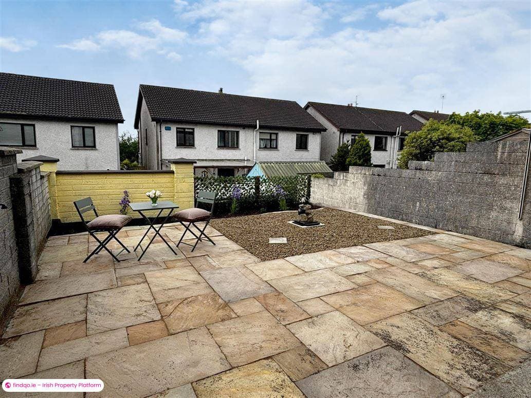 Semi-detached house for Sale in Slieverue, Kilkenny