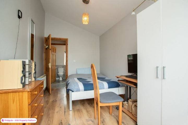 Semi-detached house for Sale in Dundalk, Louth