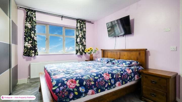 End of terrace house for Sale in Drogheda, Louth