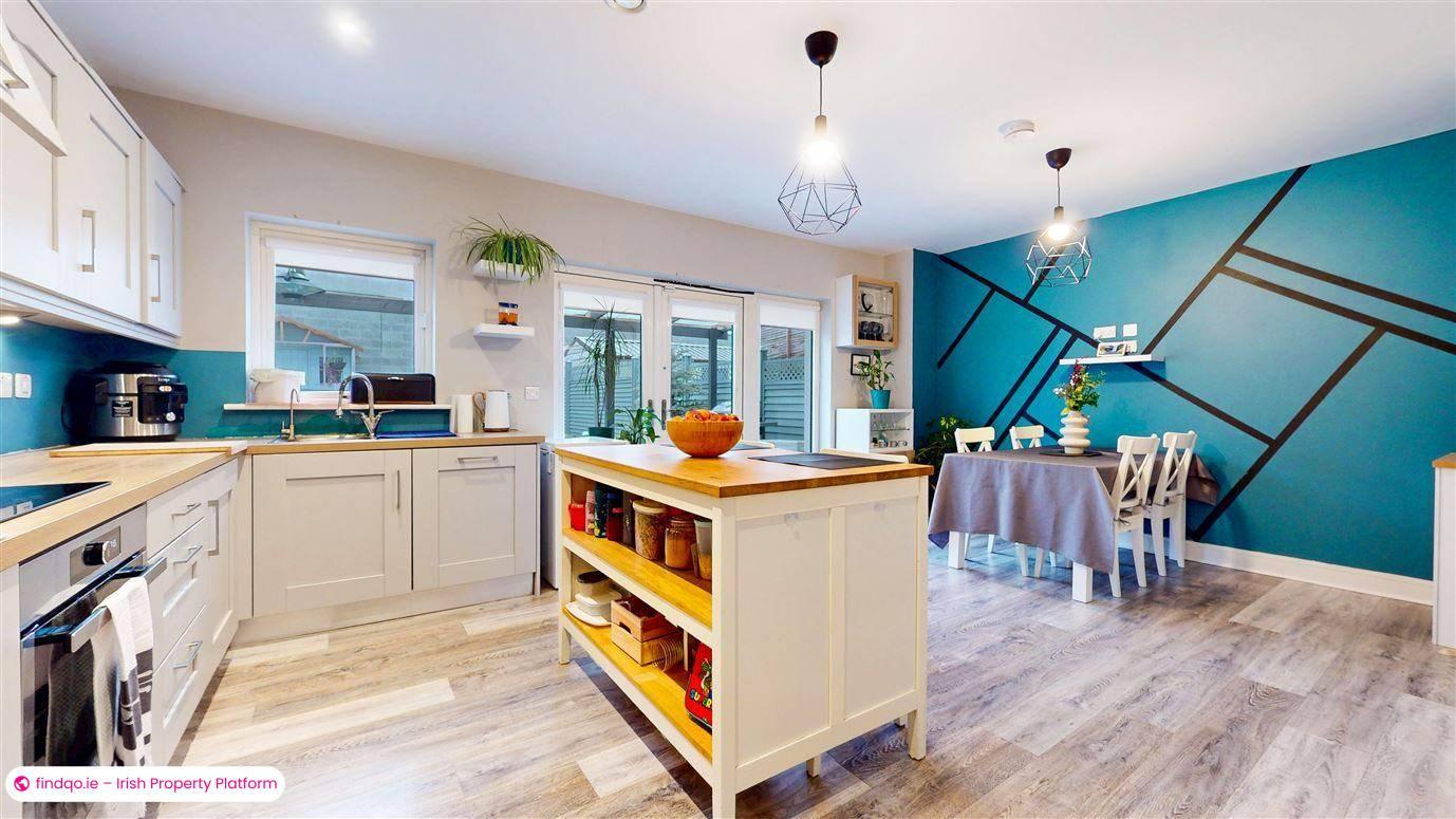 Semi-detached house for Sale in Drogheda, Meath