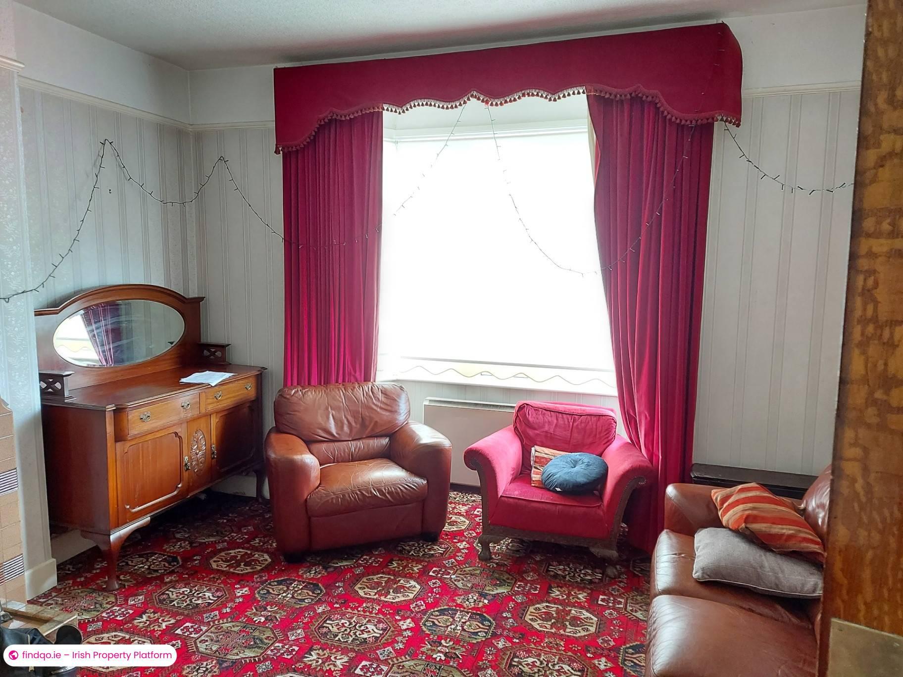 5 Bedroom House for Rent in Ballinacurra, Limerick