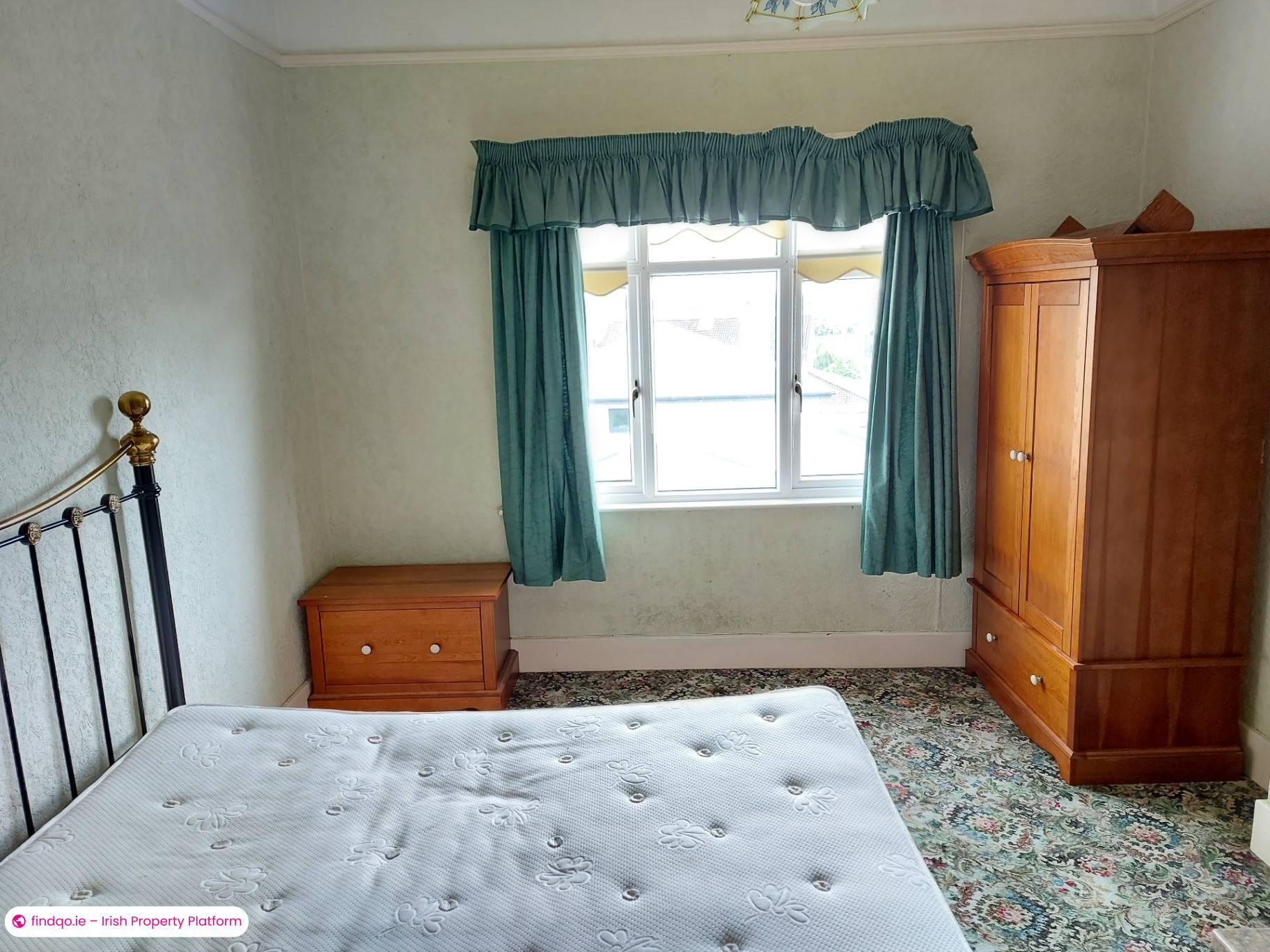 5 Bedroom House for Rent in Ballinacurra, Limerick