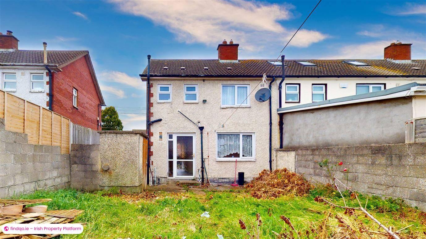 Semi-detached house for Sale in Ayrfield, Dublin 13