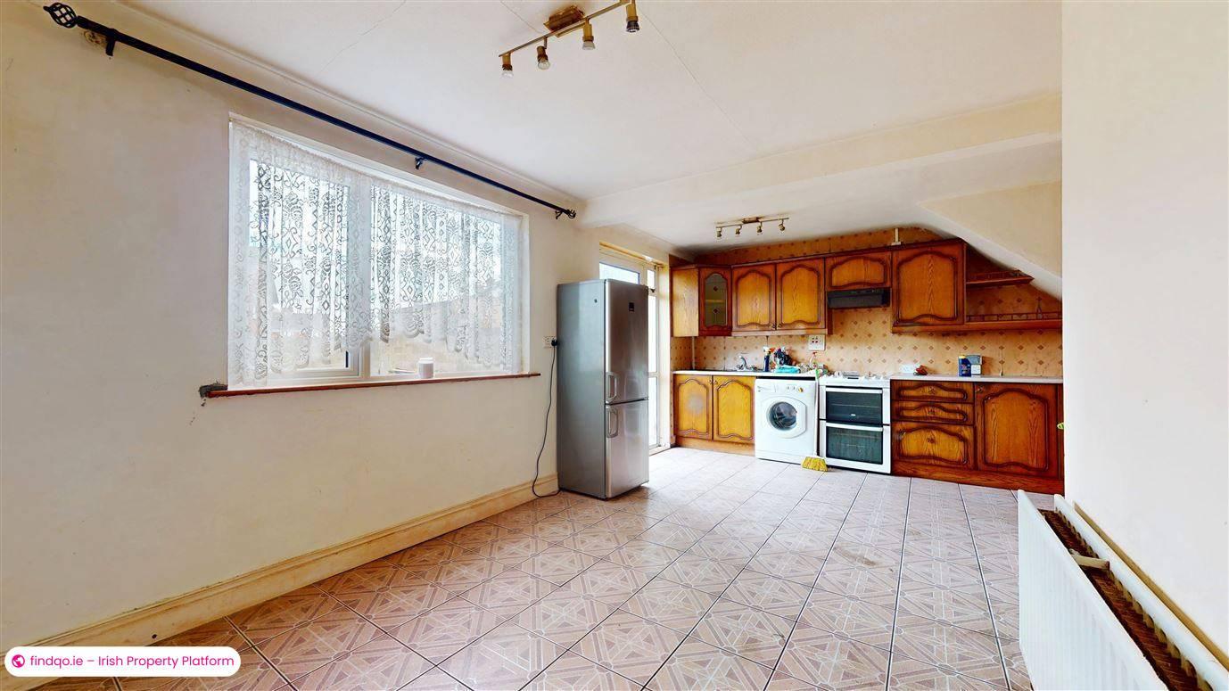 Semi-detached house for Sale in Ayrfield, Dublin 13