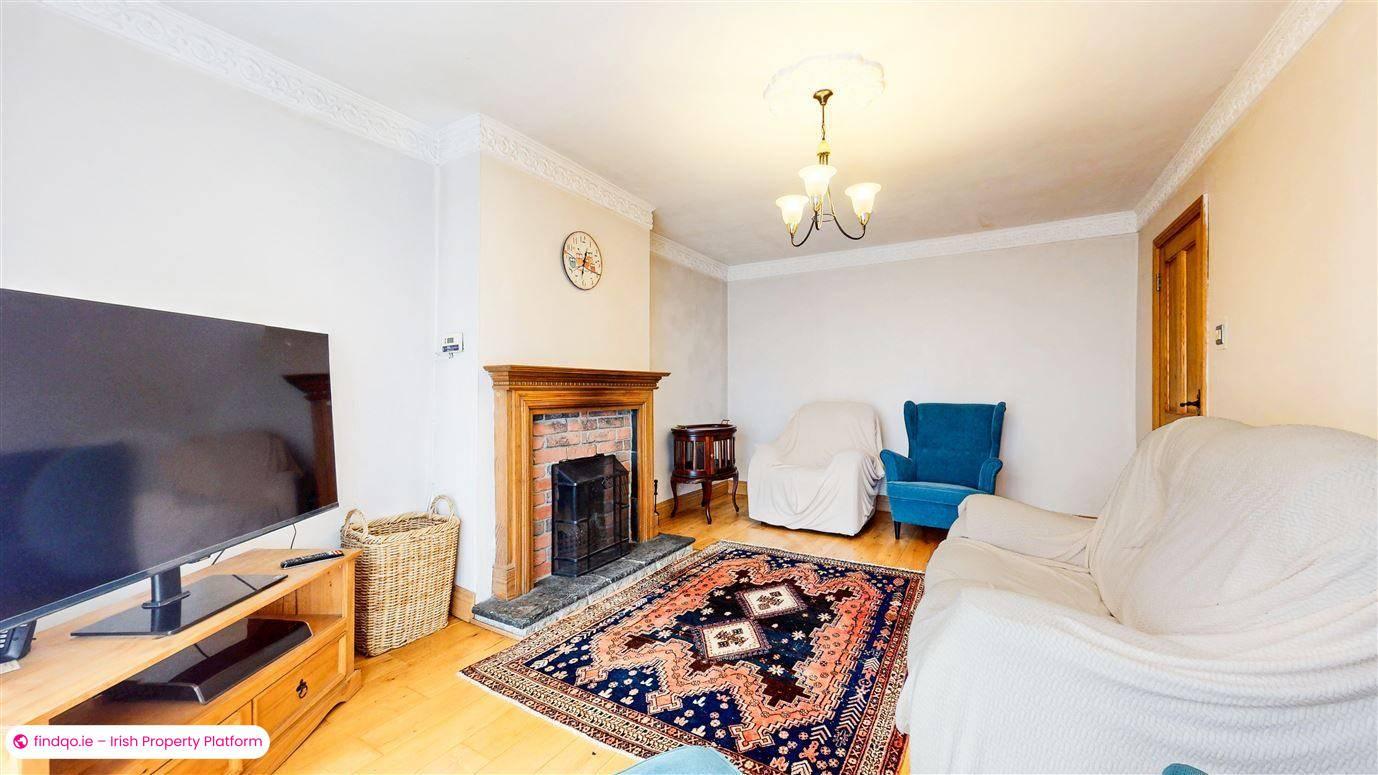 Semi-detached house for Sale in Rathfarnham, Dublin 16