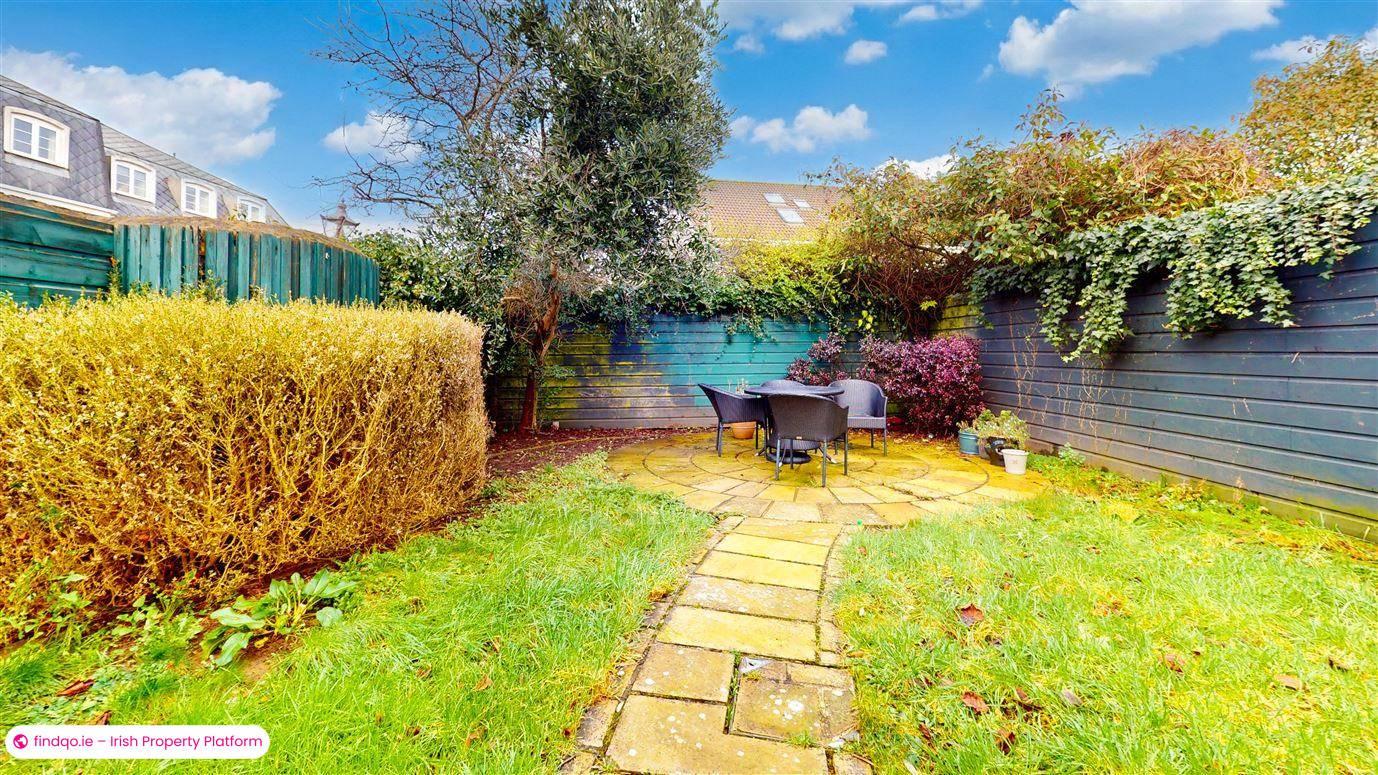 Semi-detached house for Sale in Navan Road, Dublin 7