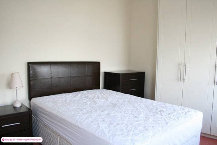 2 Bedroom Apartment for Rent in Howth, Dublin (County)