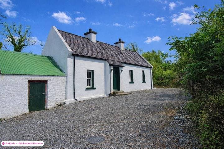 Bungalow for Sale in Keshcarrigan, Leitrim