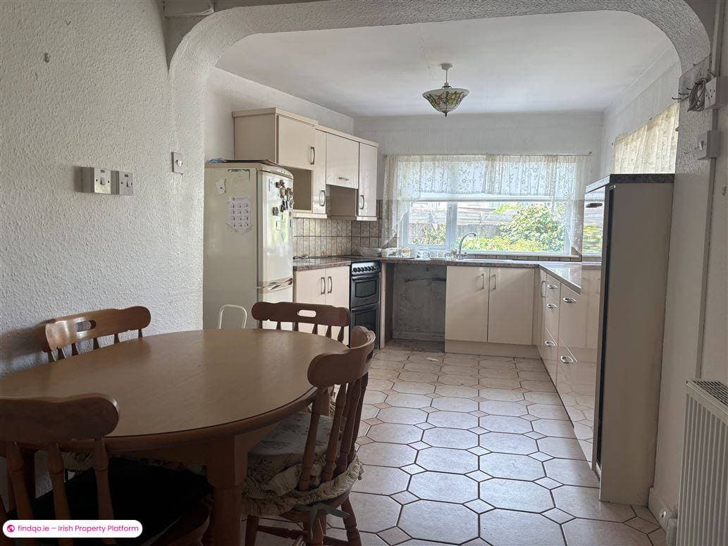 Semi-detached house for Sale in Beaumont, Dublin 9