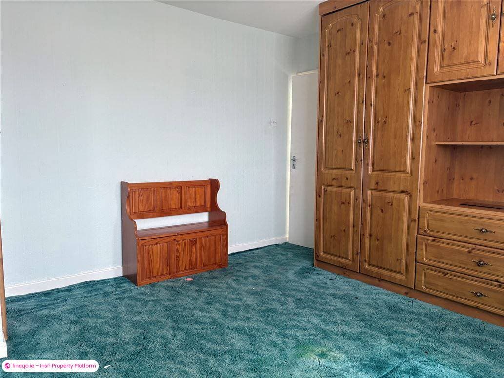 Semi-detached house for Sale in Beaumont, Dublin 9