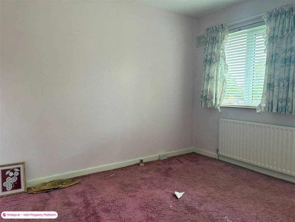 Semi-detached house for Sale in Beaumont, Dublin 9