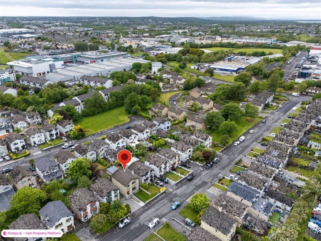 Detached house for Sale in Wellpark, Galway