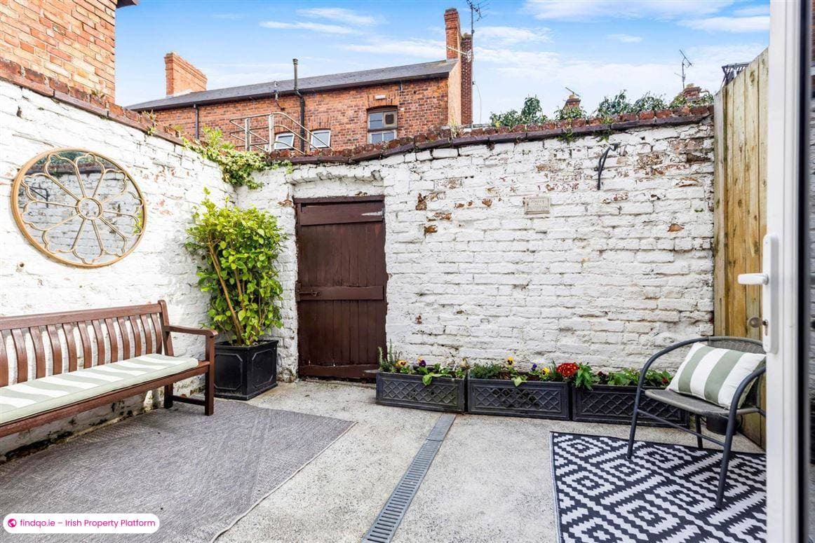 End of terrace house for Sale in Dundalk, Louth