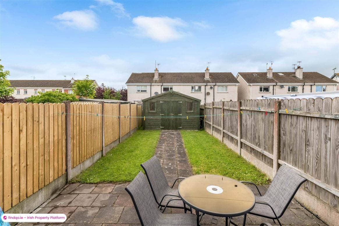 Terraced house for Sale in Blackrock, Louth