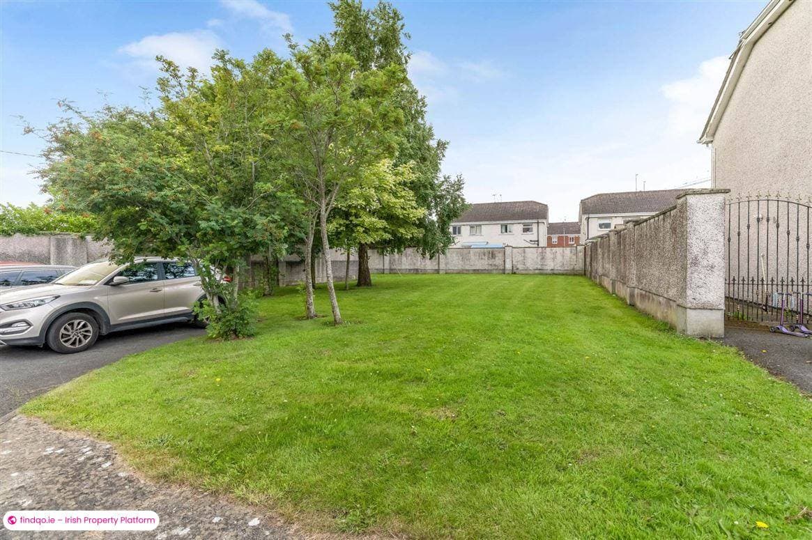 Terraced house for Sale in Blackrock, Louth