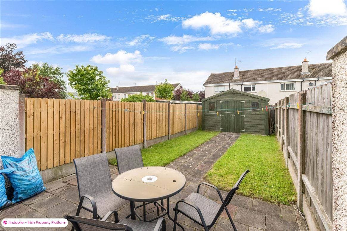 Terraced house for Sale in Blackrock, Louth