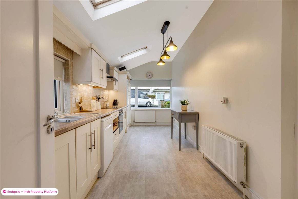 Semi-detached house for Sale in Dundalk, Louth