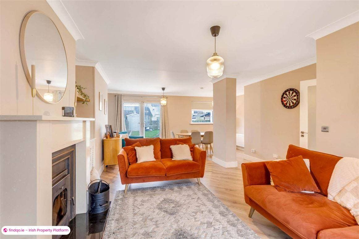 Semi-detached house for Sale in Dundalk, Louth