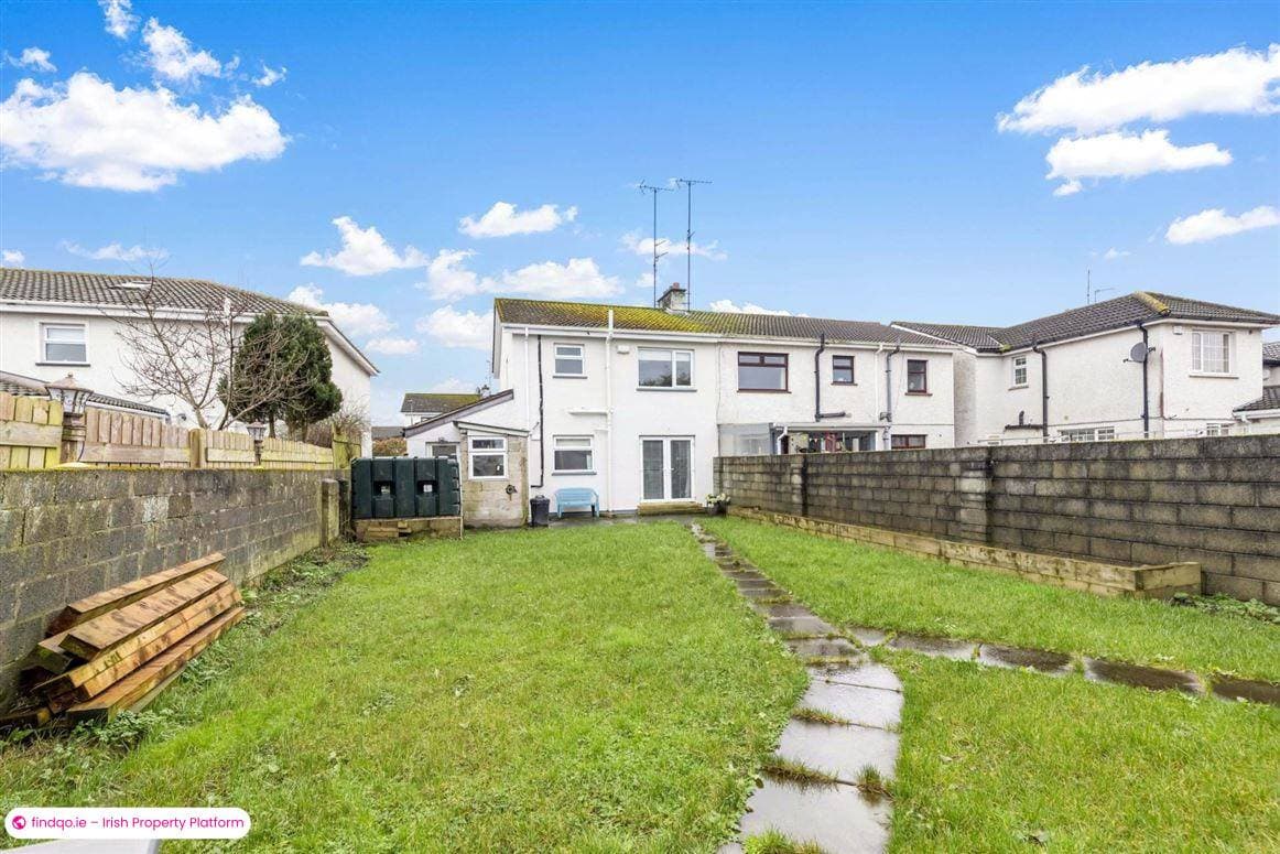 Semi-detached house for Sale in Dundalk, Louth