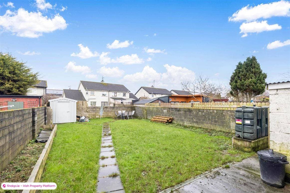 Semi-detached house for Sale in Dundalk, Louth