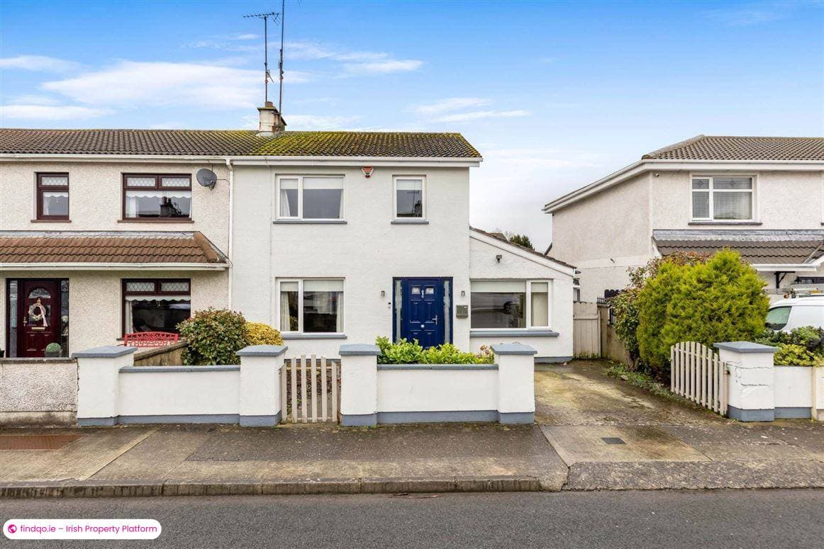 Semi-detached house for Sale in Dundalk, Louth