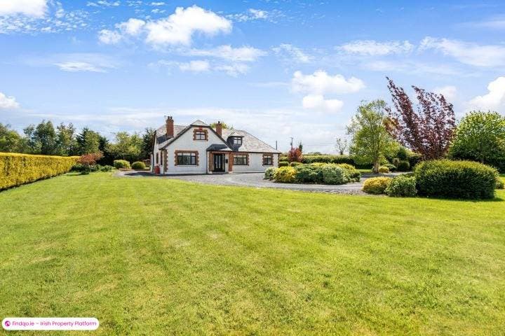Detached house for Sale in Dunleer, Louth