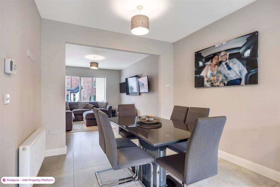 Semi-detached house for Sale in Dundalk, Louth